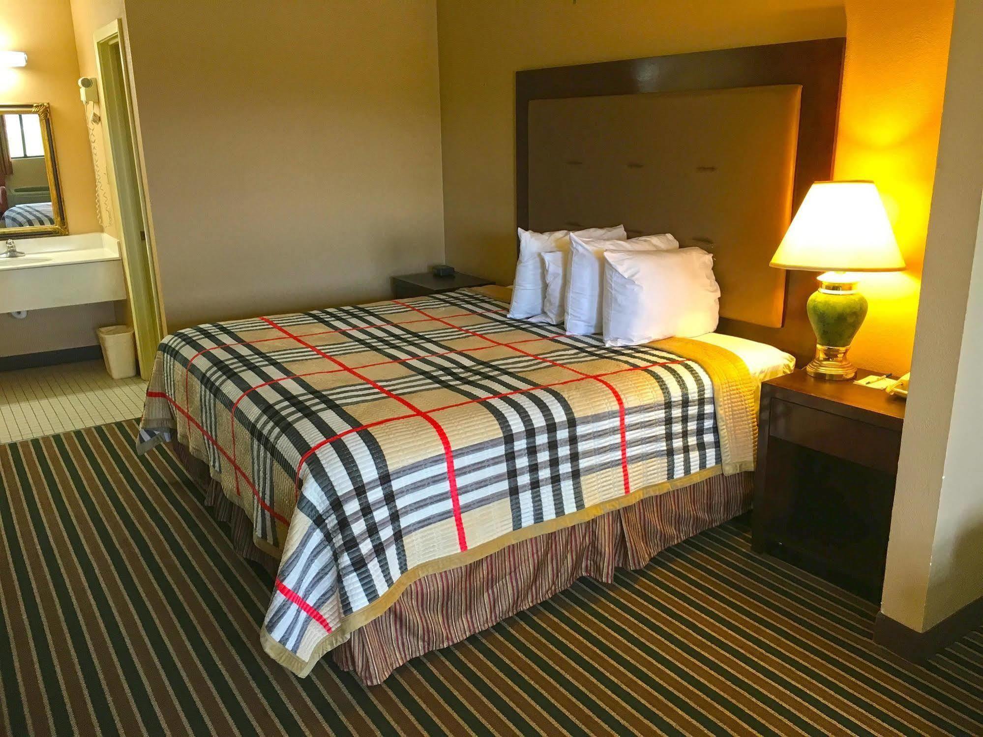 America'S Best Value Inn And Suites Aberdeen Extérieur photo